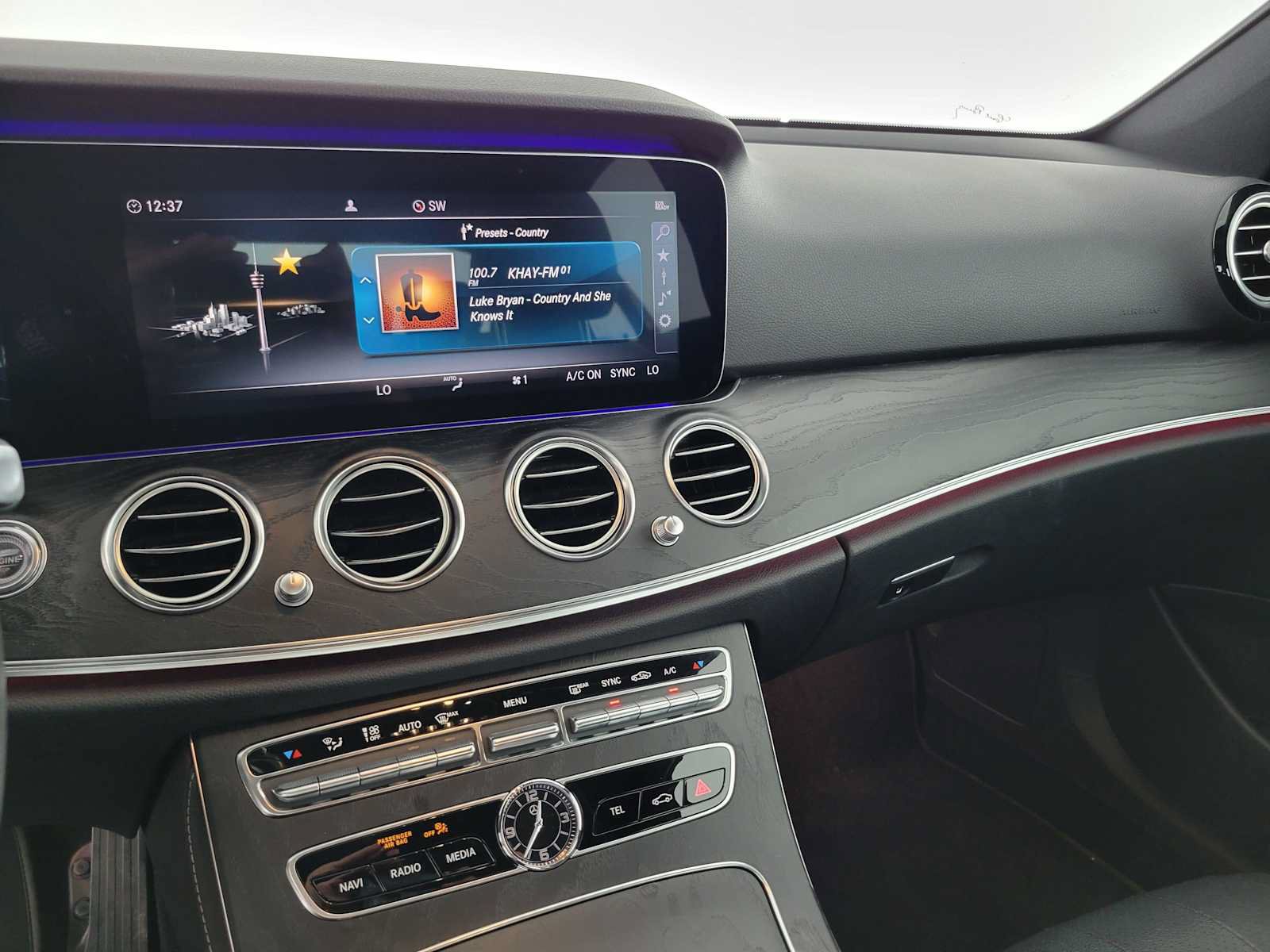 Used 2020 Mercedes-Benz E 450 4MATIC Sedan image 23