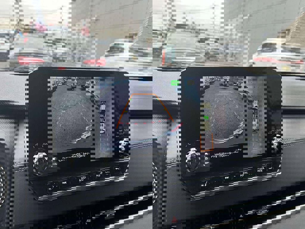 Used 2023 Mitsubishi Outlander SE image 28