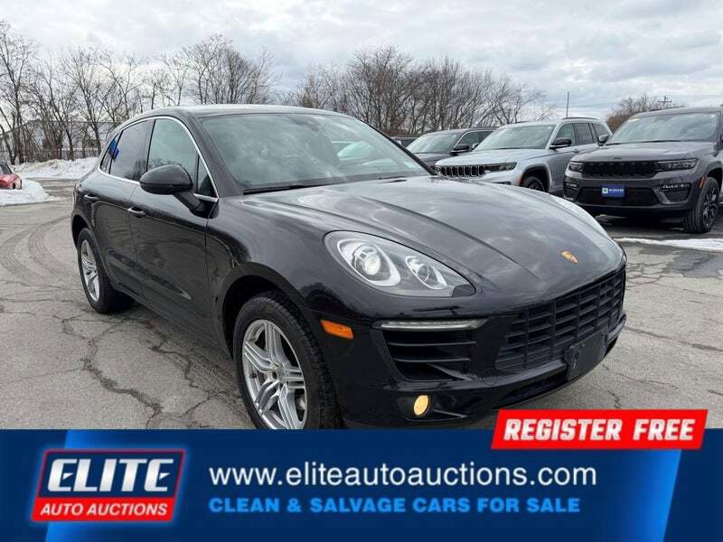Used 2017 Porsche Macan S AWD/4WD image 1