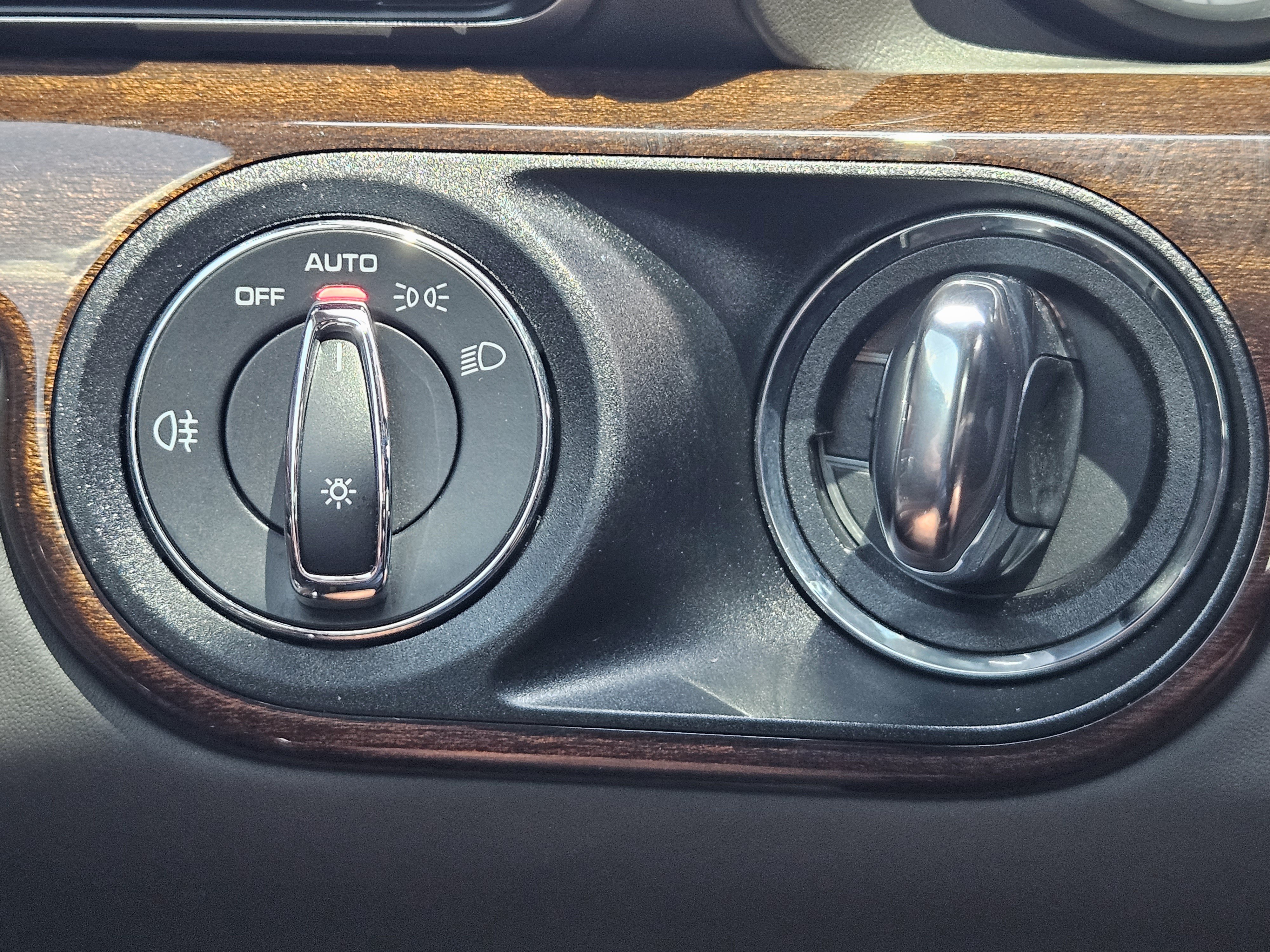 Certified 2017 Porsche 911 Turbo S AWD/4WD image 23