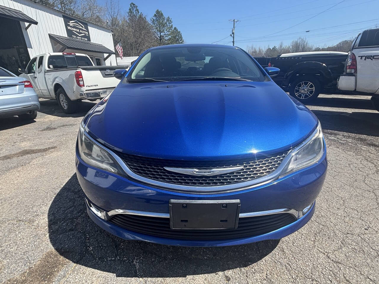 Used 2015 Chrysler 200 Limited image 3