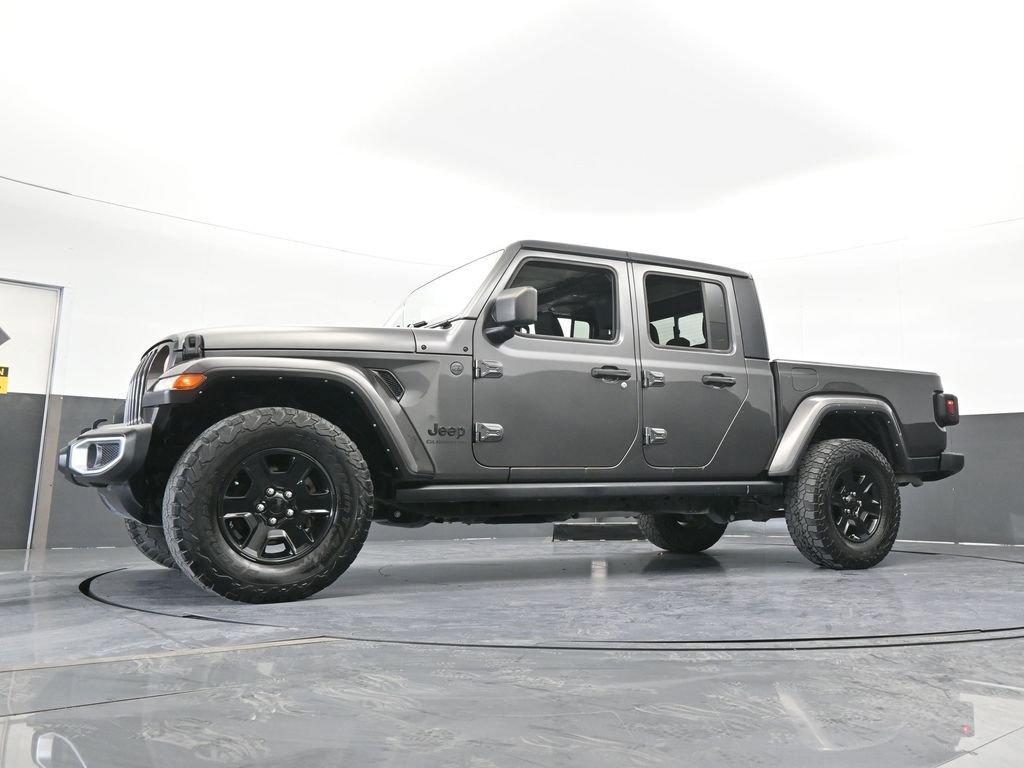 Used 2022 Jeep Gladiator Sport image 49