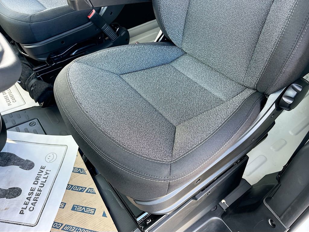 New 2026 RAM ProMaster 3500 w/ Convenience Group image 18