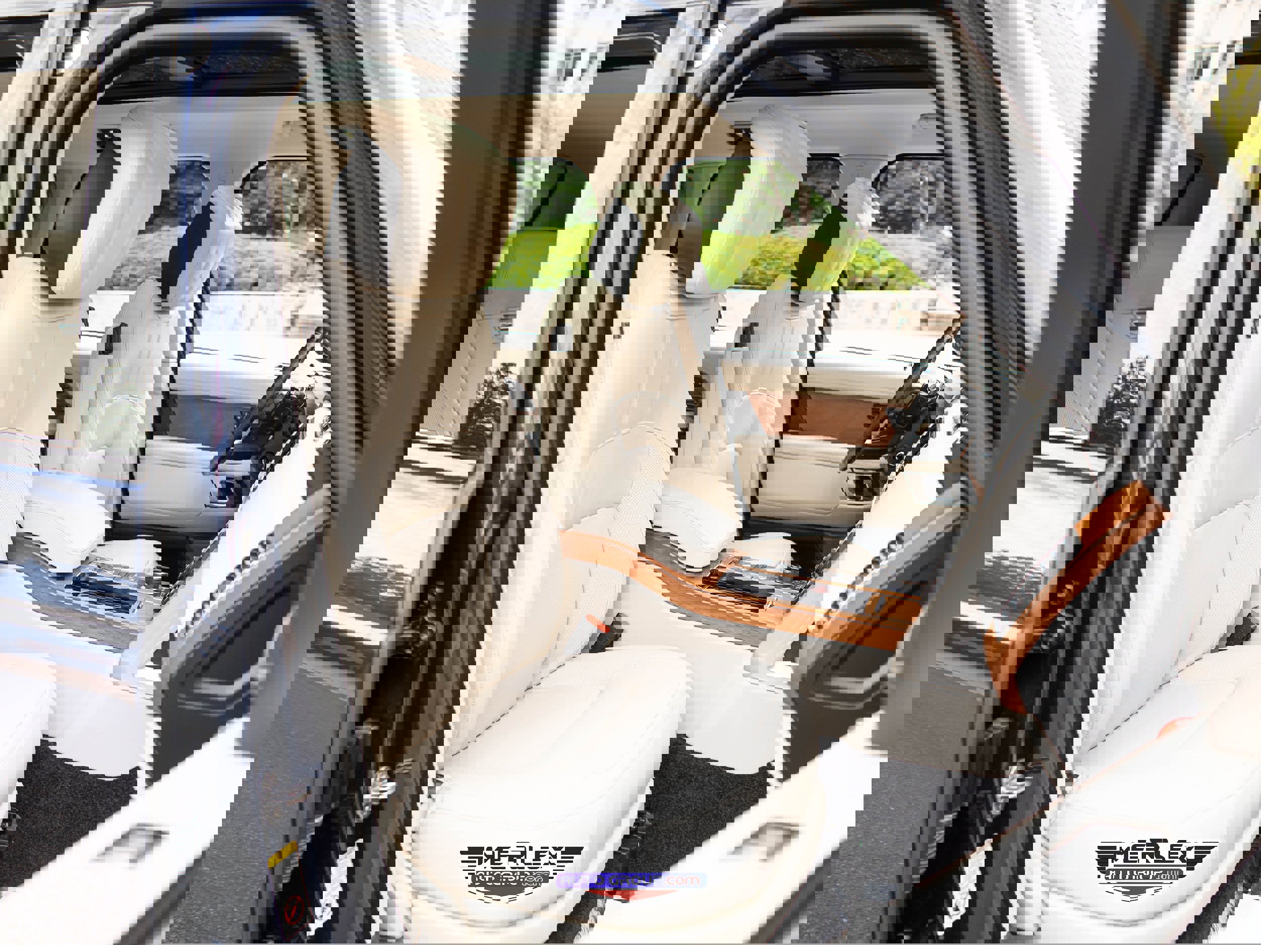 Used 2018 Land Rover Range Rover Supercharged image 17