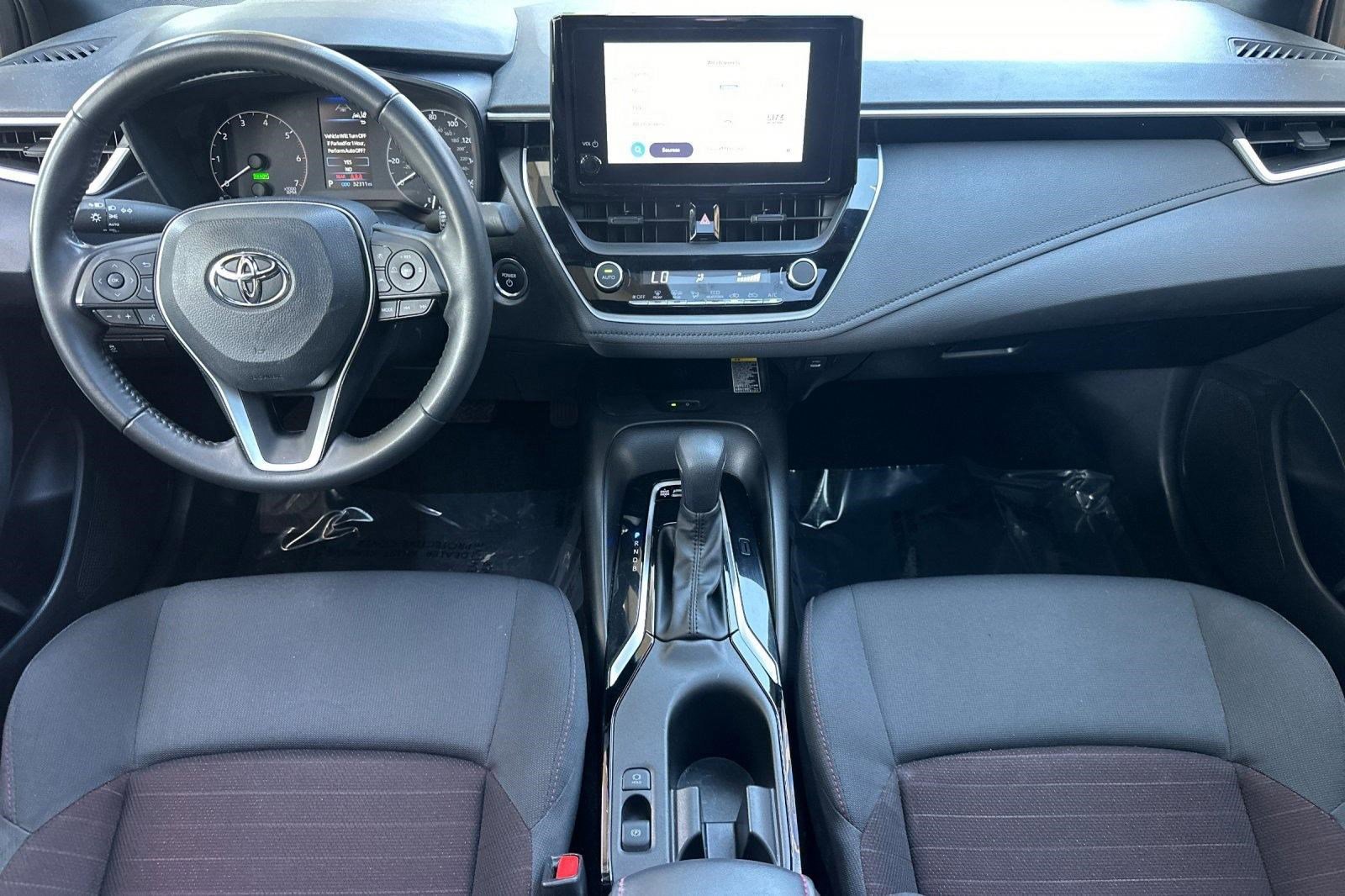Used 2024 Toyota Corolla SE w/ SE Package FWD image 15