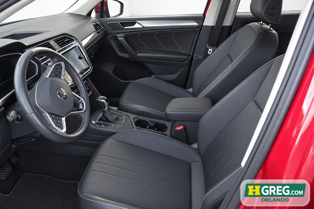 Used 2023 Volkswagen Tiguan SE FWD image 7