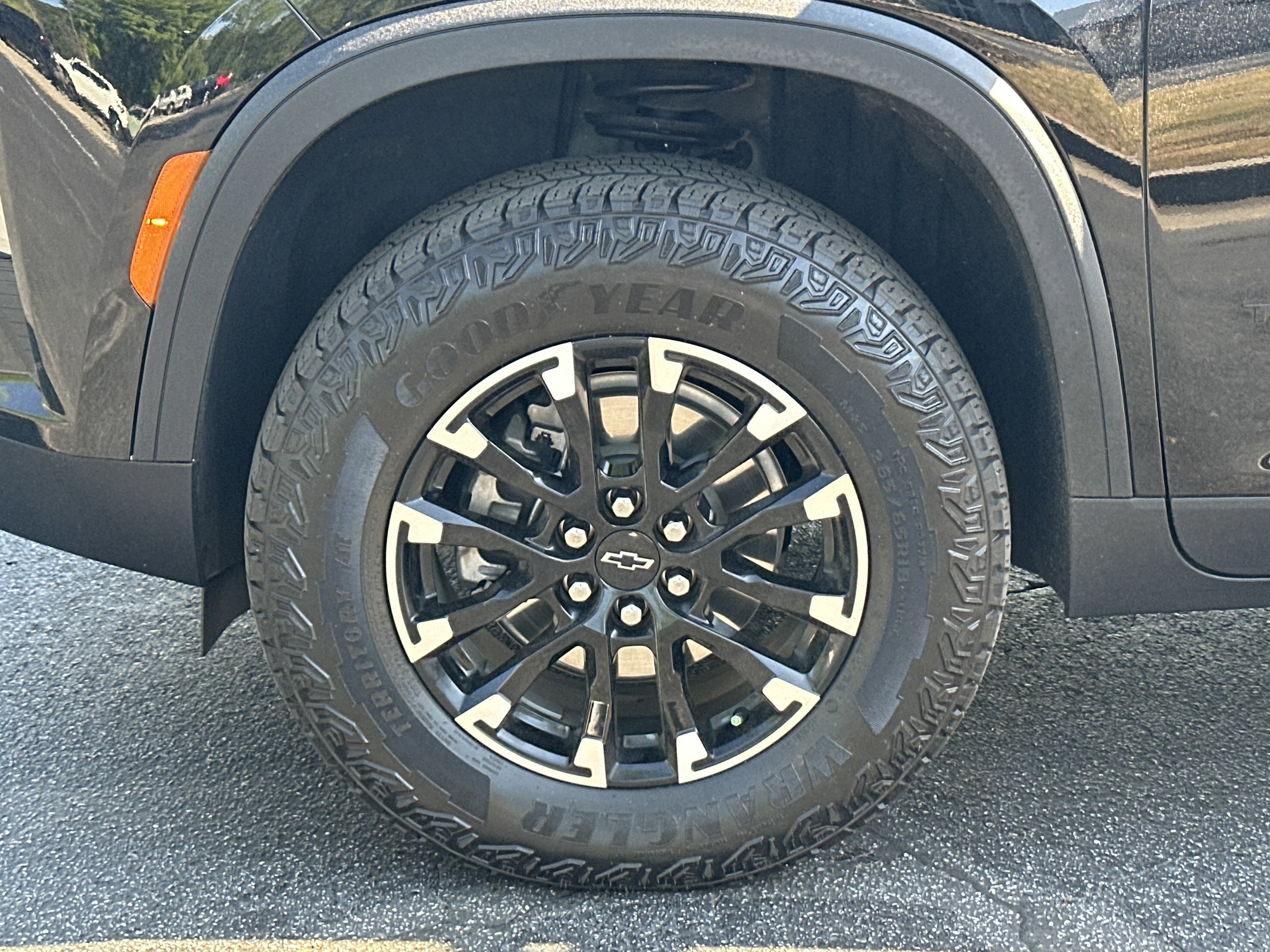 Certified 2024 Chevrolet Traverse Z71 w/ LPO, Floor Liner Package AWD/4WD image 13