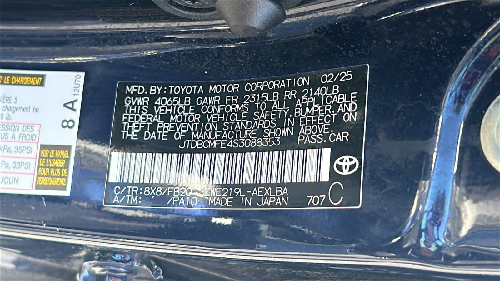 Used 2025 Toyota Corolla LE FWD image 30