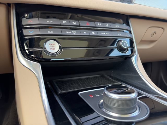 Used 2017 Jaguar XF Premium AWD/4WD image 13