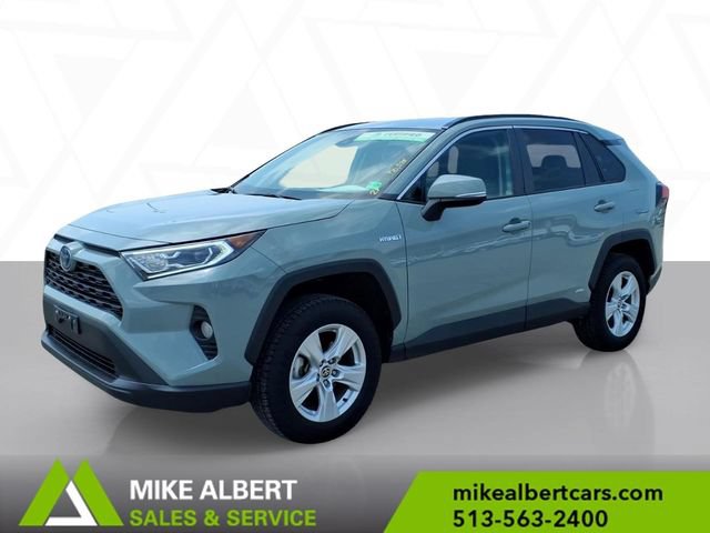Used 2021 Toyota RAV4 XLE AWD/4WD image 3