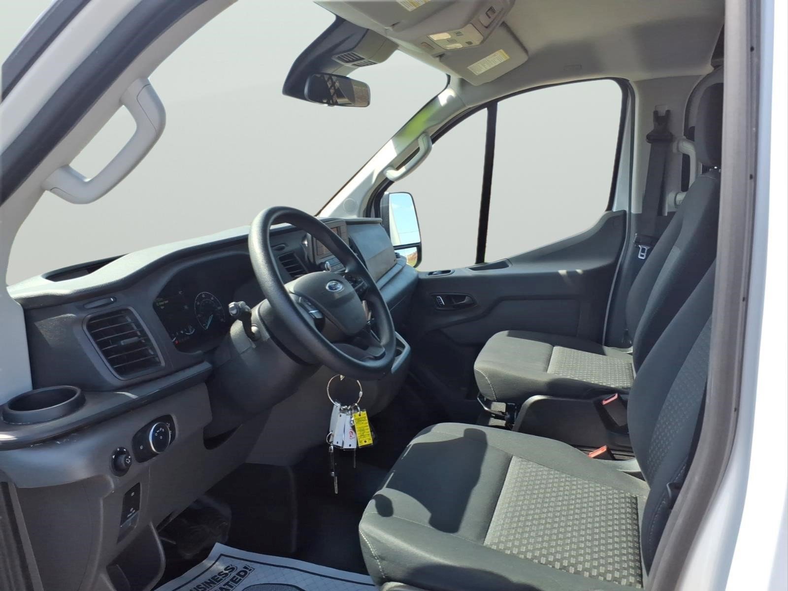Used 2024 Ford Transit 250 Low Roof w/ Exterior Upgrade Package RWD image 10