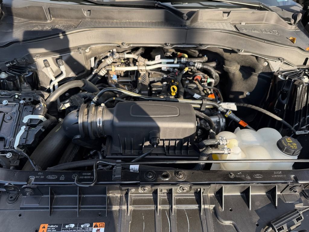 Used 2024 Ford Explorer XLT image 22