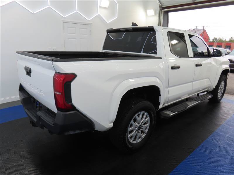 Used 2024 Toyota Tacoma SR RWD image 10