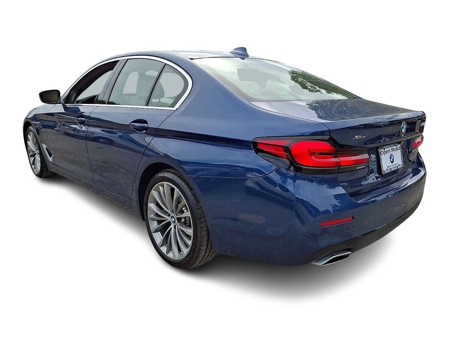 Used 2023 BMW 540i xDrive w/ Premium Package AWD/4WD image 4