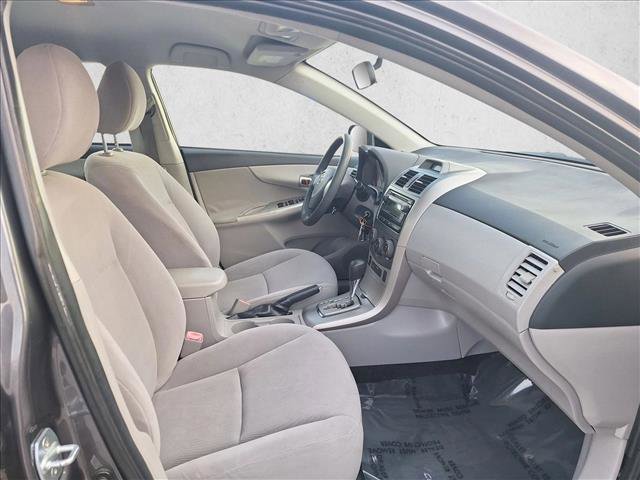 Used 2012 Toyota Corolla LE image 19