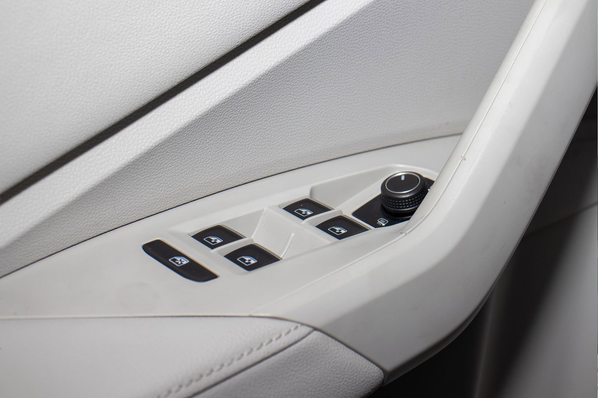 Used 2023 Volkswagen Jetta SE image 23