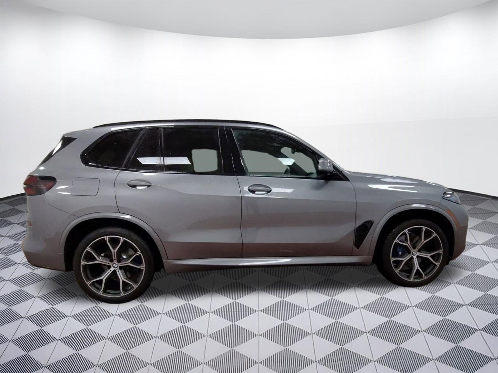 Certified 2024 BMW X5 xDrive40i image 7