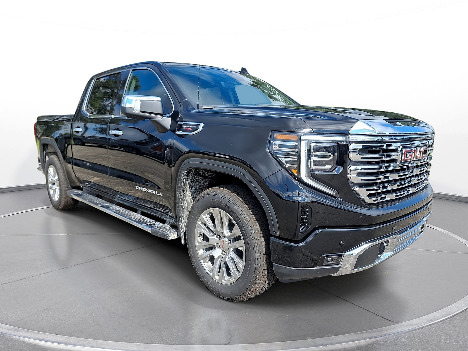 New 2026 GMC Sierra 1500 Denali w/ Technology Package AWD/4WD image 1