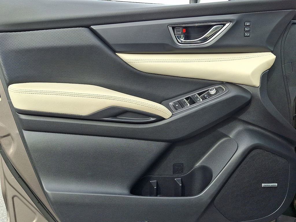 Used 2021 Subaru Ascent Limited w/ Technology Package image 16