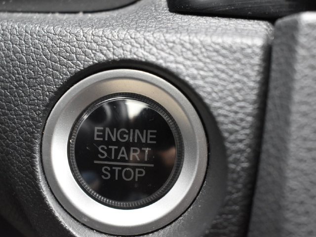 Used 2020 Honda Civic EX image 9
