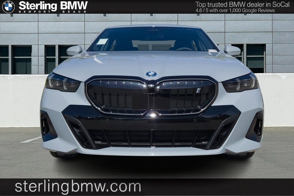 New 2026 BMW i5 eDrive40 w/ M Sport Package image 2