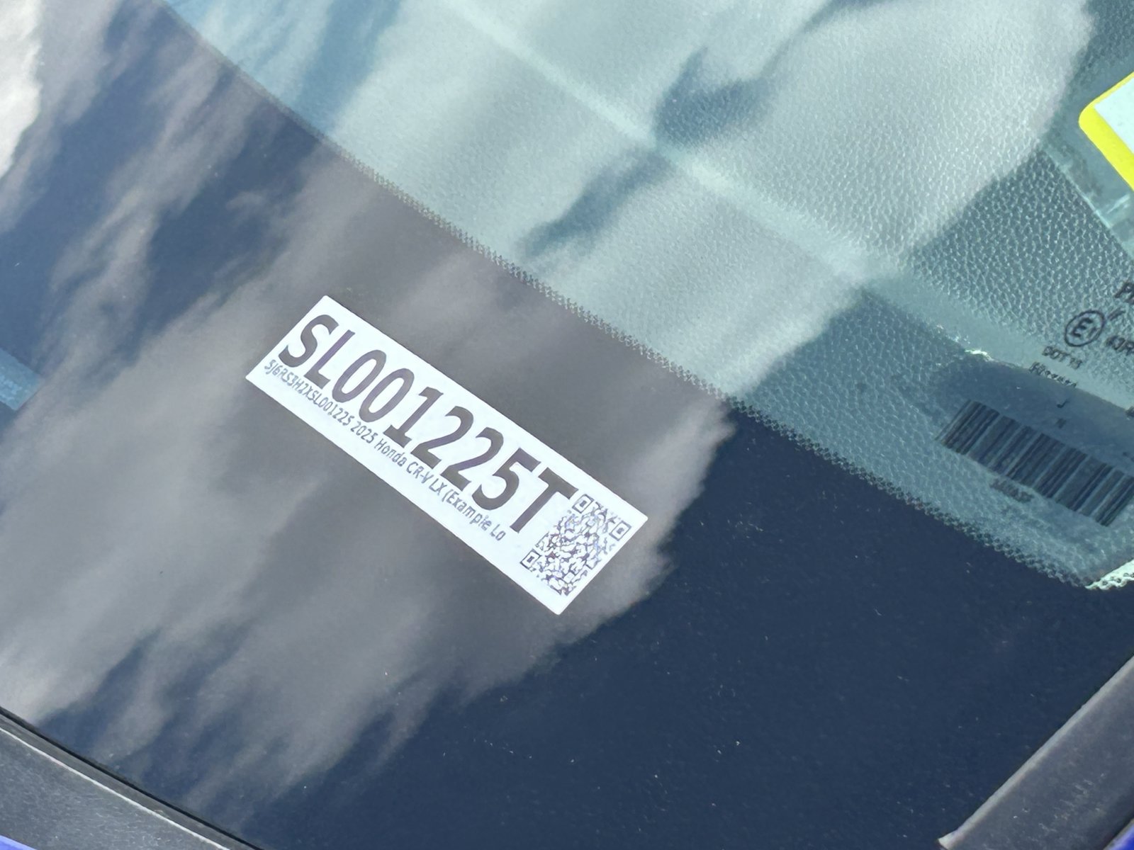 Used 2025 Honda CR-V LX image 31