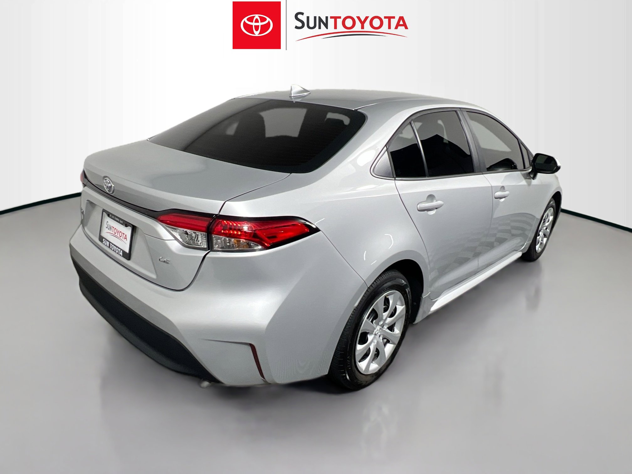 Used 2024 Toyota Corolla LE image 4