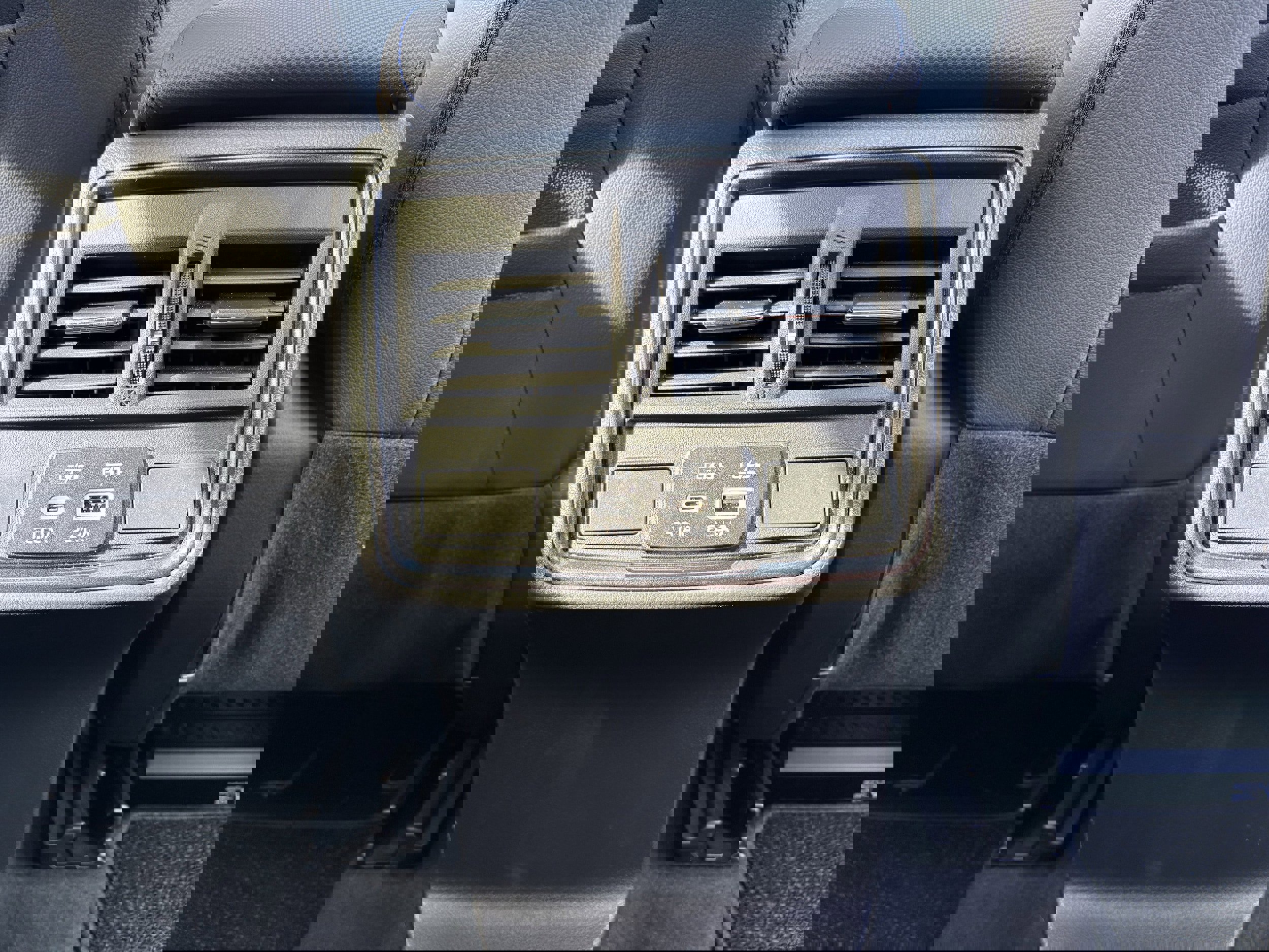 Certified 2025 Subaru Forester Limited w/ Popular Package #1 image 33