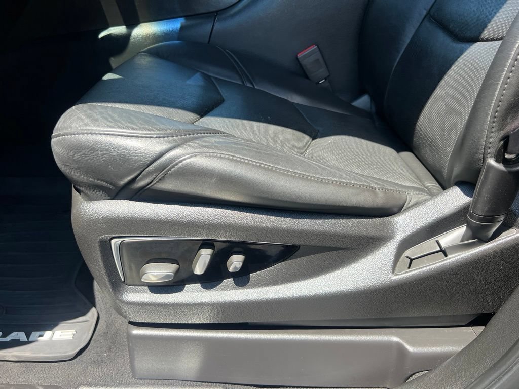 Used 2015 Cadillac Escalade Premium AWD/4WD image 20