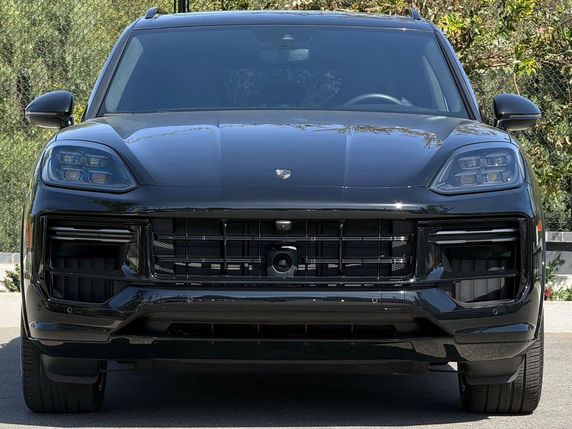 Certified 2025 Porsche Cayenne Turbo image 10
