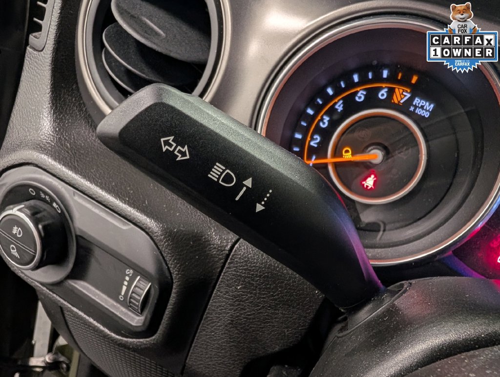 Used 2023 Jeep Gladiator Sport AWD/4WD image 19