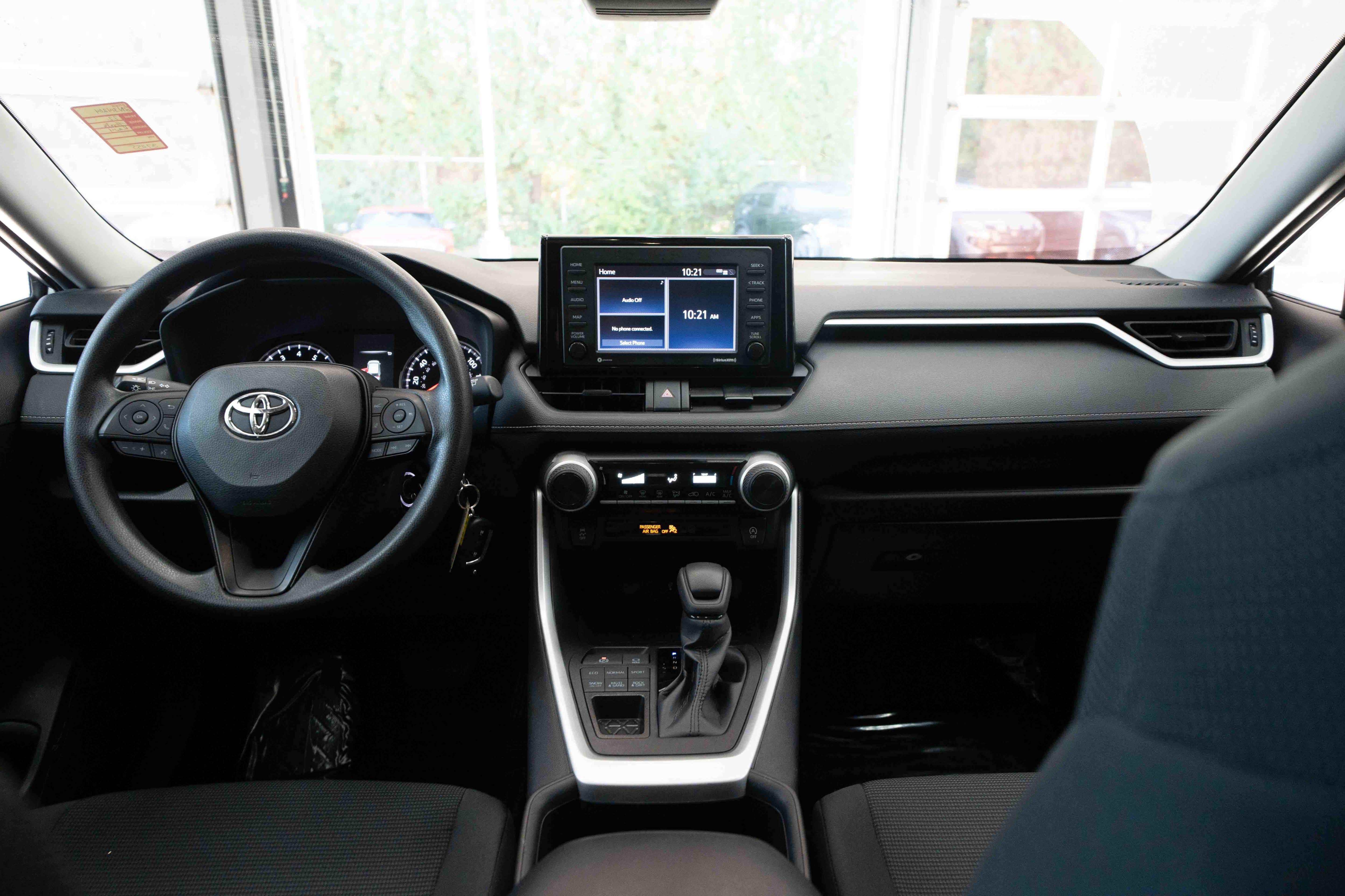 Used 2022 Toyota RAV4 LE AWD/4WD image 20
