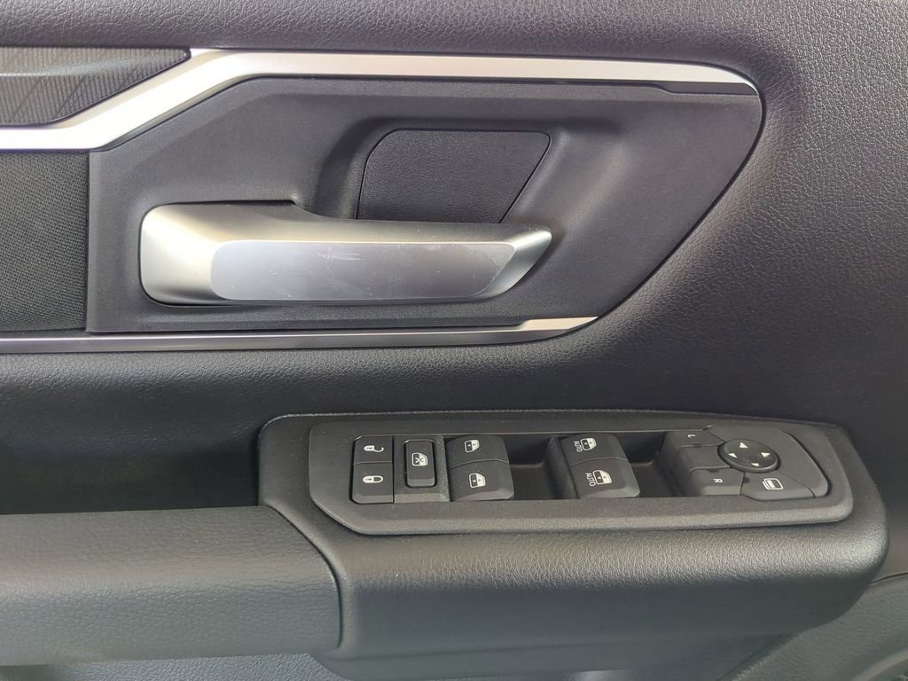 New 2026 RAM 1500 Big Horn AWD/4WD image 14