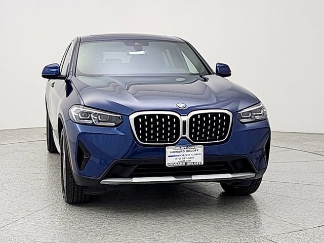 Used 2022 BMW X4 xDrive30i w/ Premium Package 2 AWD/4WD image 2