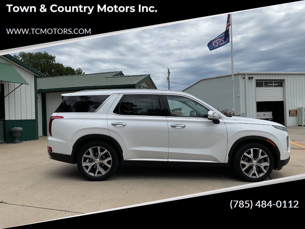 Used 2020 Hyundai Palisade SEL FWD image 2