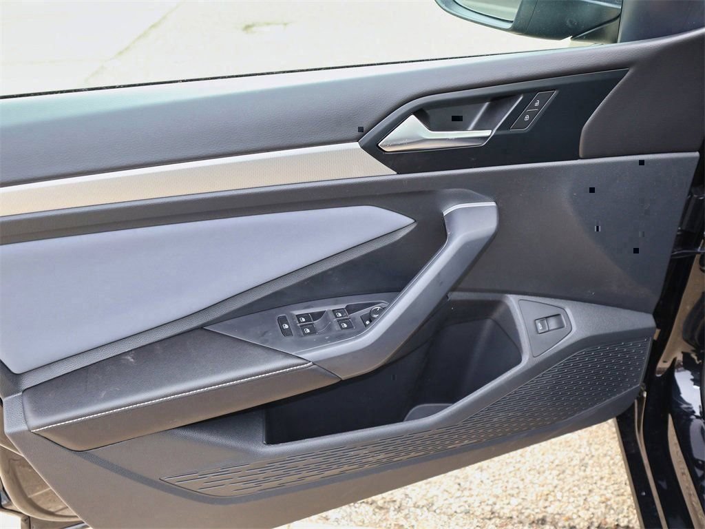 New 2026 Volkswagen Jetta SE FWD image 13