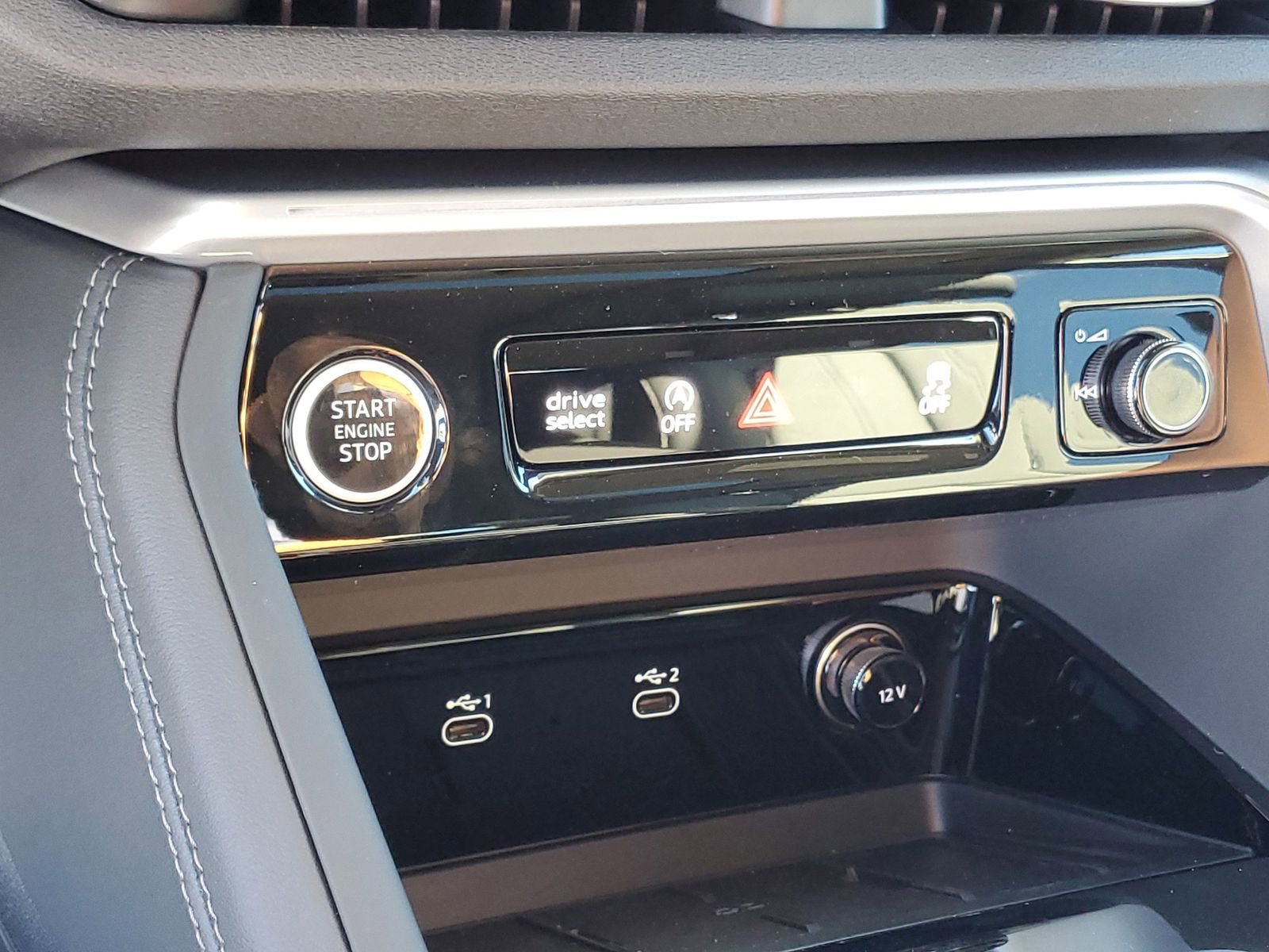 New 2025 Audi Q5 Premium Plus AWD/4WD image 29