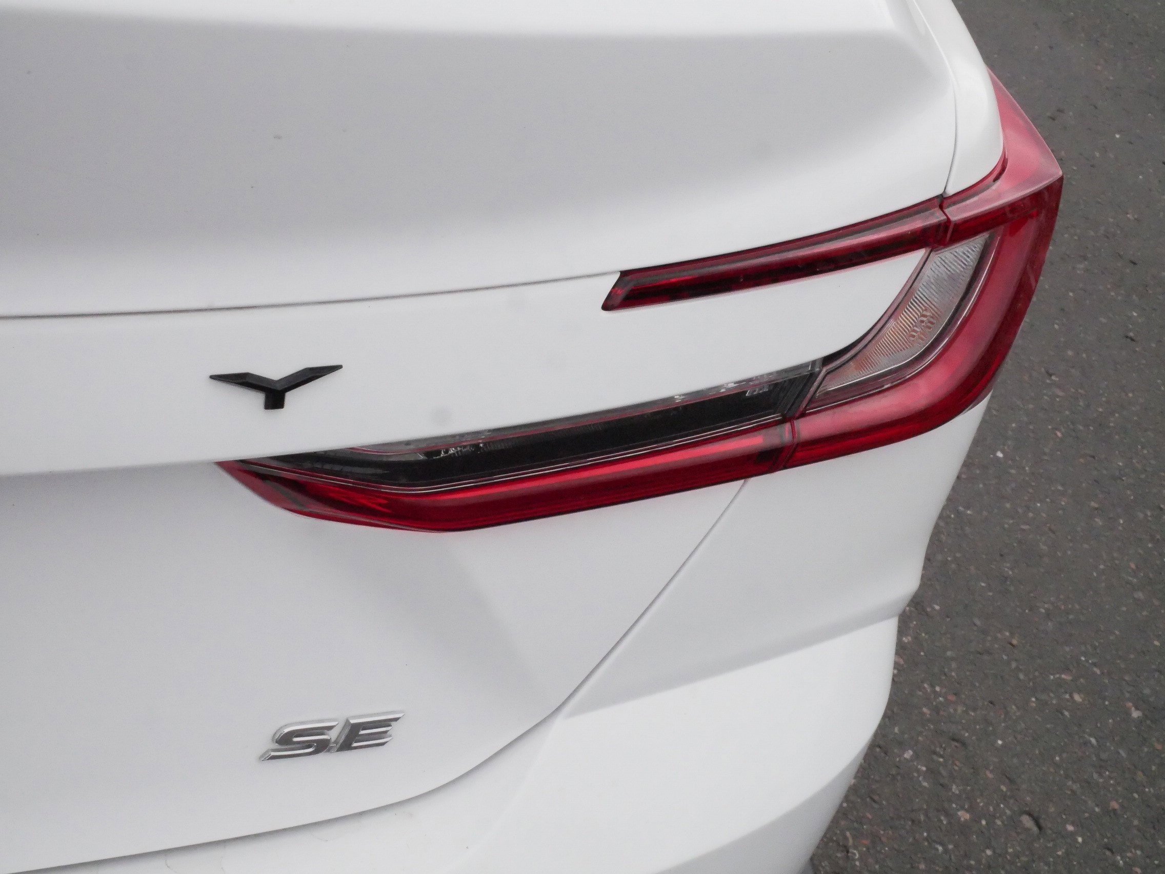 Certified 2025 Toyota Camry SE FWD image 17