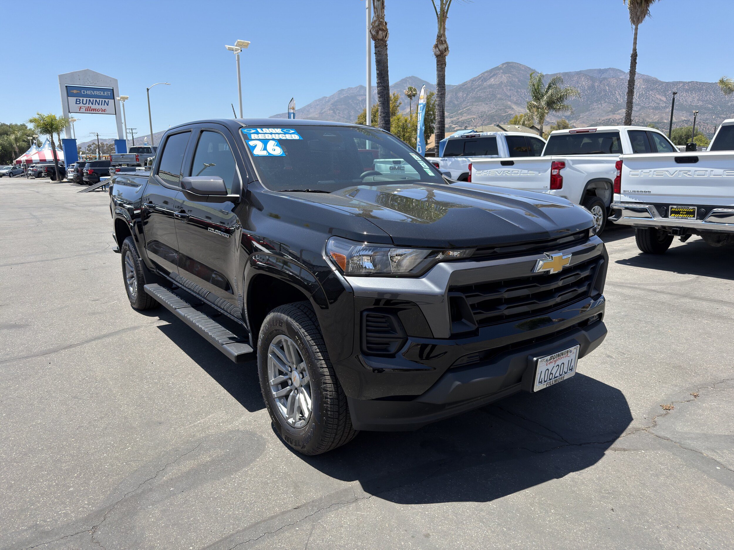 Used 2026 Chevrolet Colorado LT RWD image 2