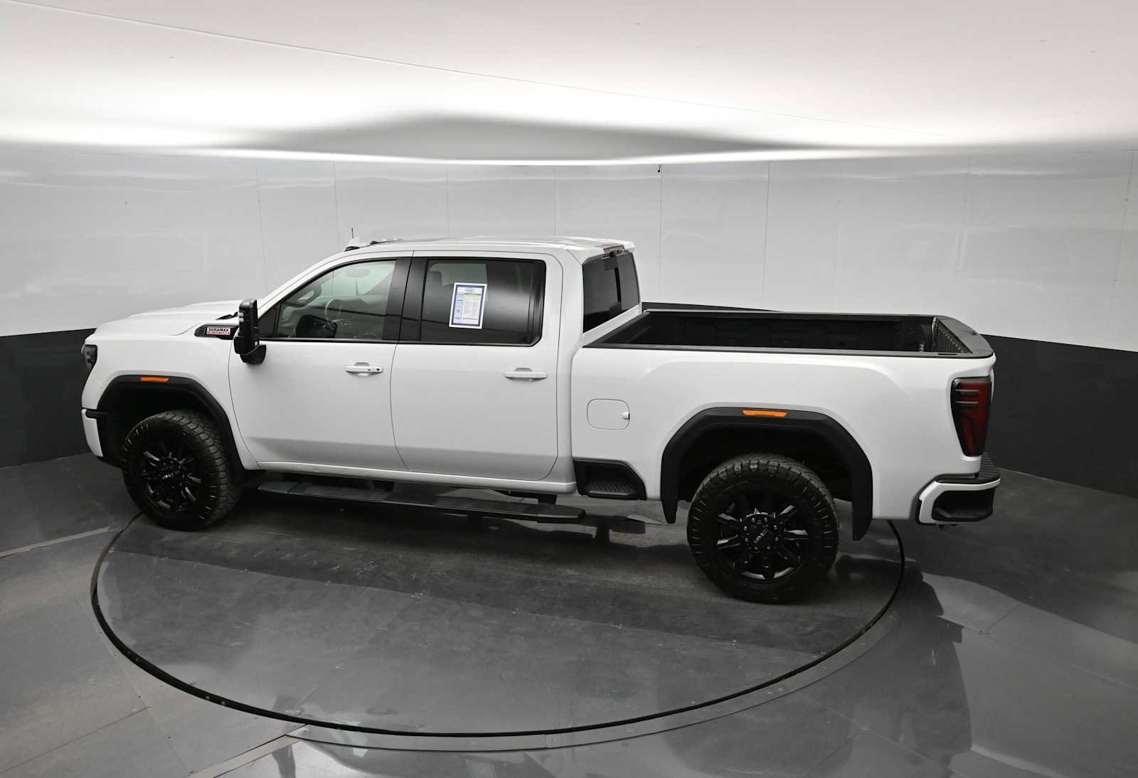 Used 2024 GMC Sierra 2500 AT4 w/ AT4 Premium Plus Package AWD/4WD image 31