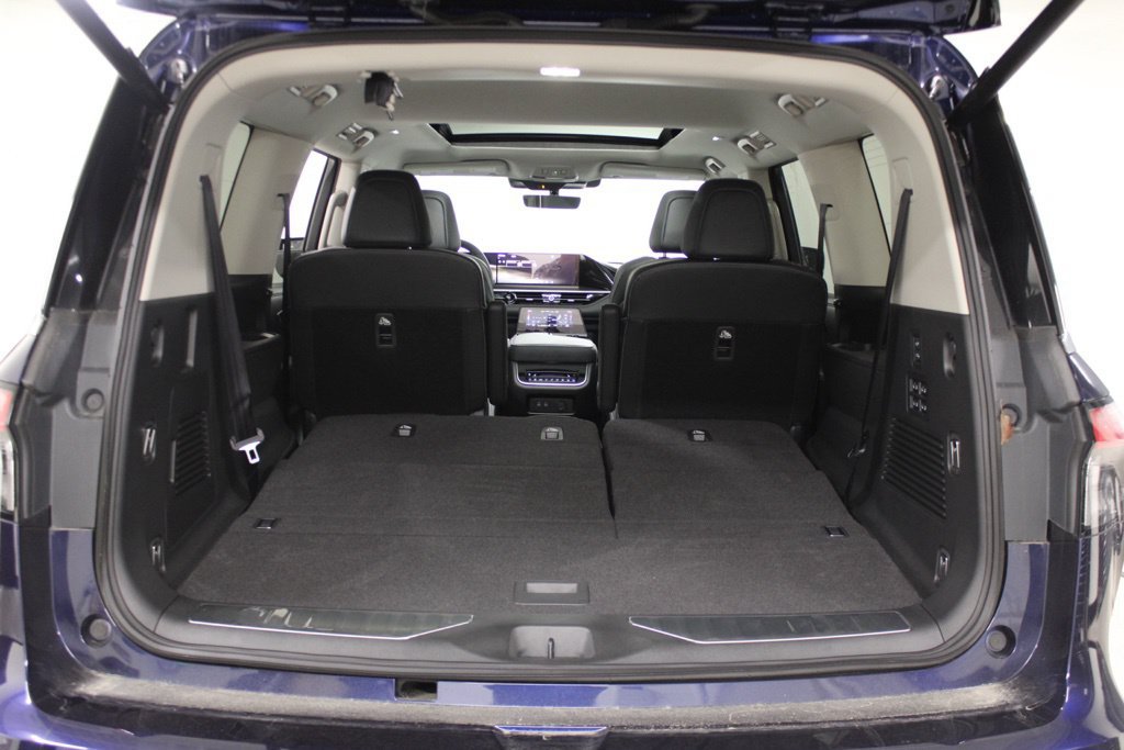 Certified 2025 INFINITI QX80 Luxe AWD/4WD image 44