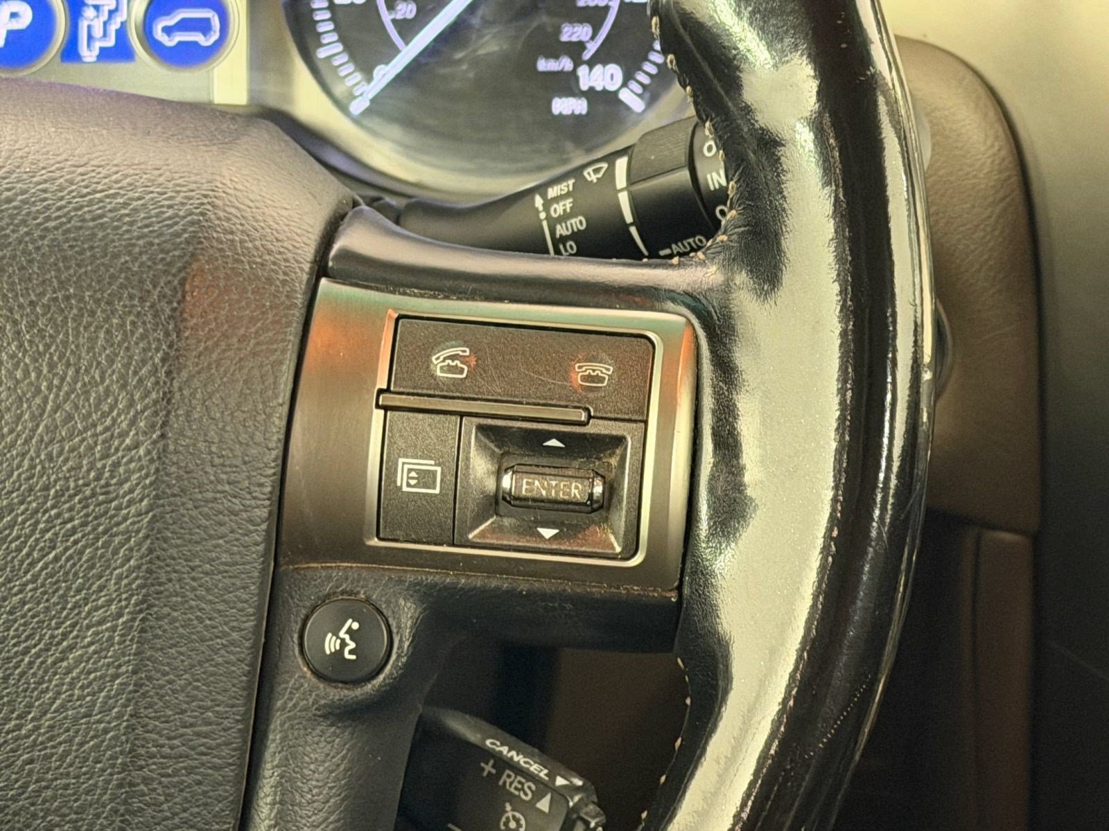 Used 2018 Lexus GX 460 Premium w/ Premium Package AWD/4WD image 29