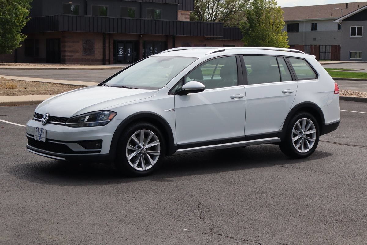 Used 2018 Volkswagen Golf Alltrack S AWD/4WD image 10