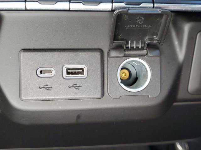 Used 2021 Chevrolet Silverado 2500 Custom w/ Custom Value Package image 30