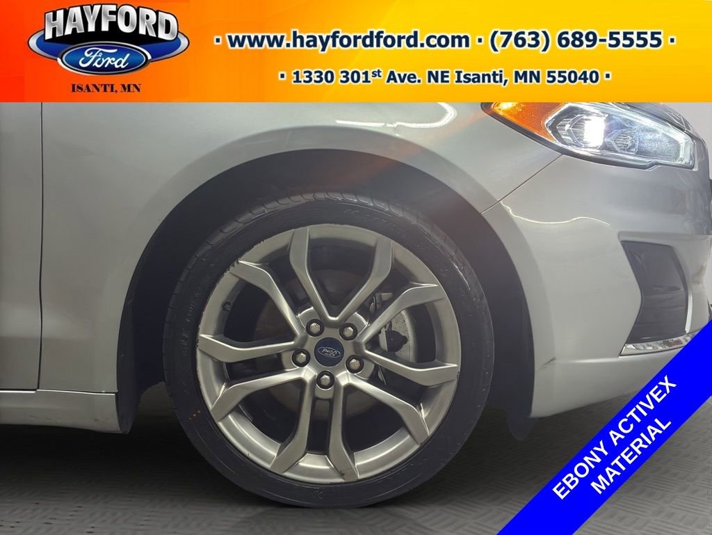 Used 2020 Ford Fusion SEL image 22