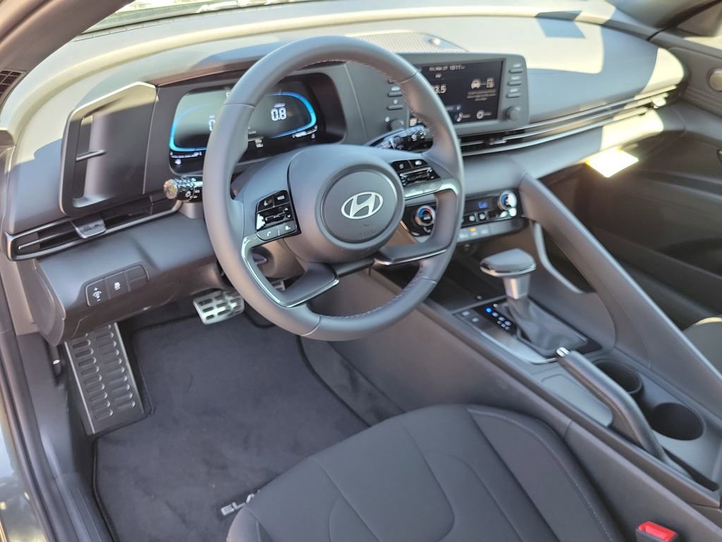 Used 2026 Hyundai Elantra Sport w/ Cargo Package FWD image 18