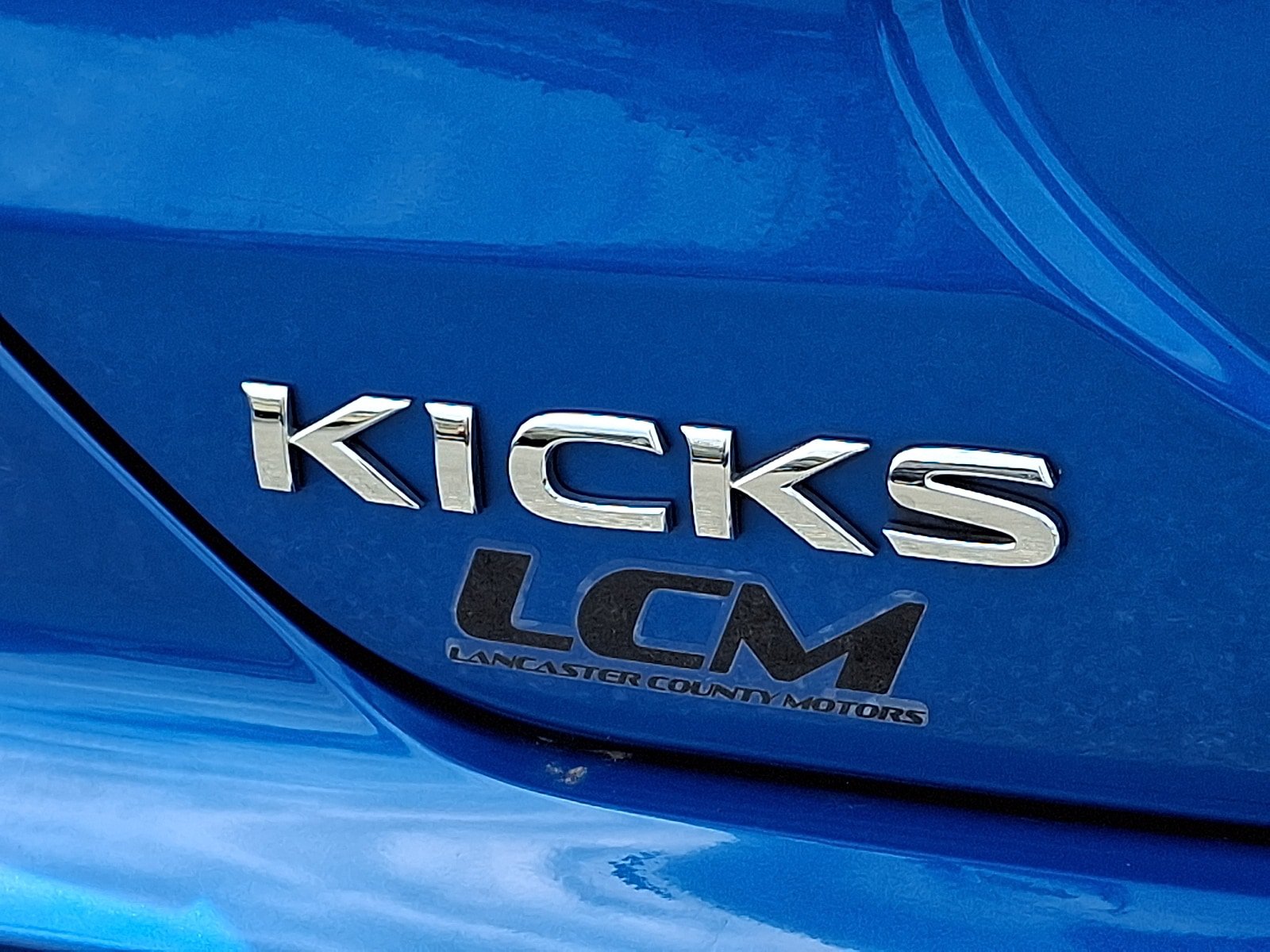 Used 2023 Nissan Kicks SR w/ SR Premium Package FWD image 30