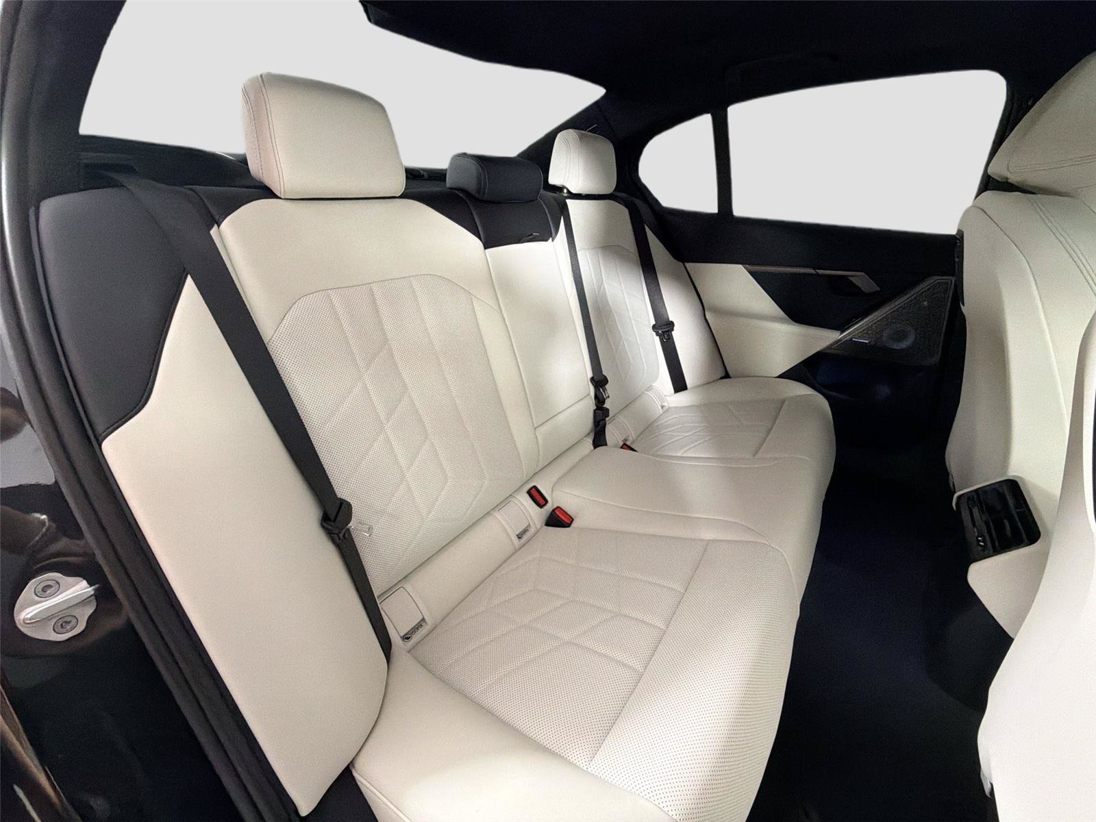 New 2026 BMW 530i w/ M Sport Package RWD image 53