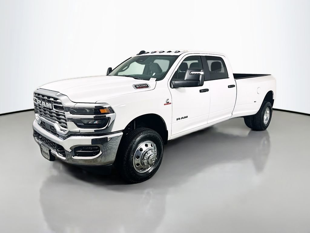 New 2026 RAM 3500 Big Horn AWD/4WD image 3