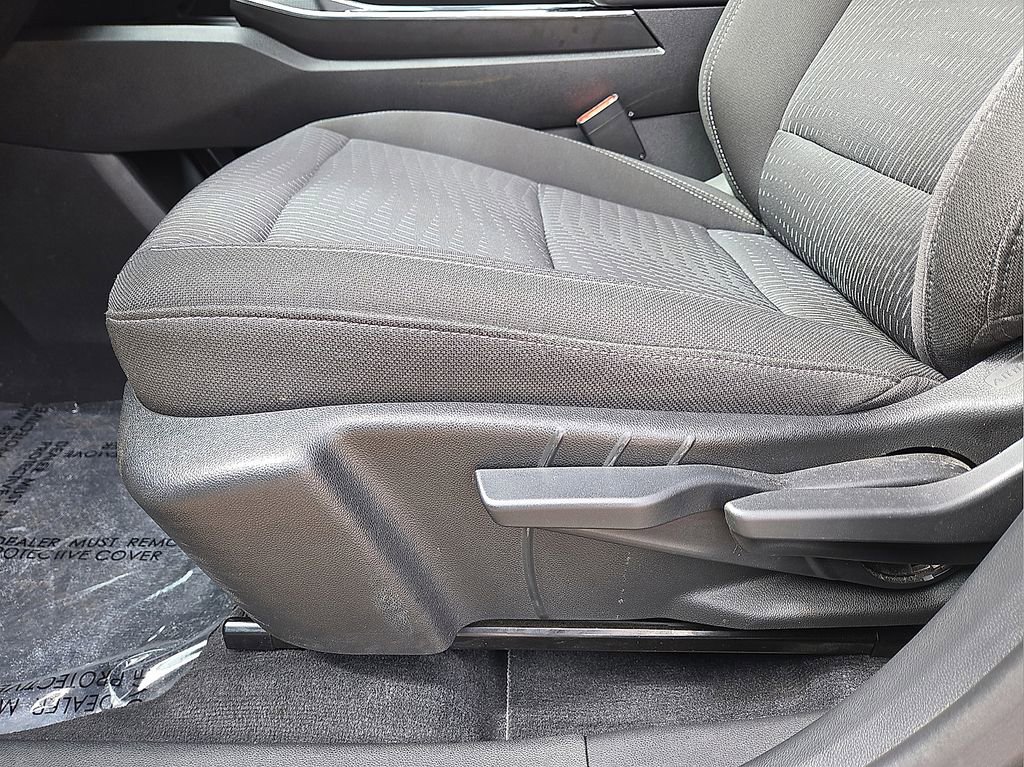Used 2025 Chevrolet Equinox LT AWD/4WD image 23